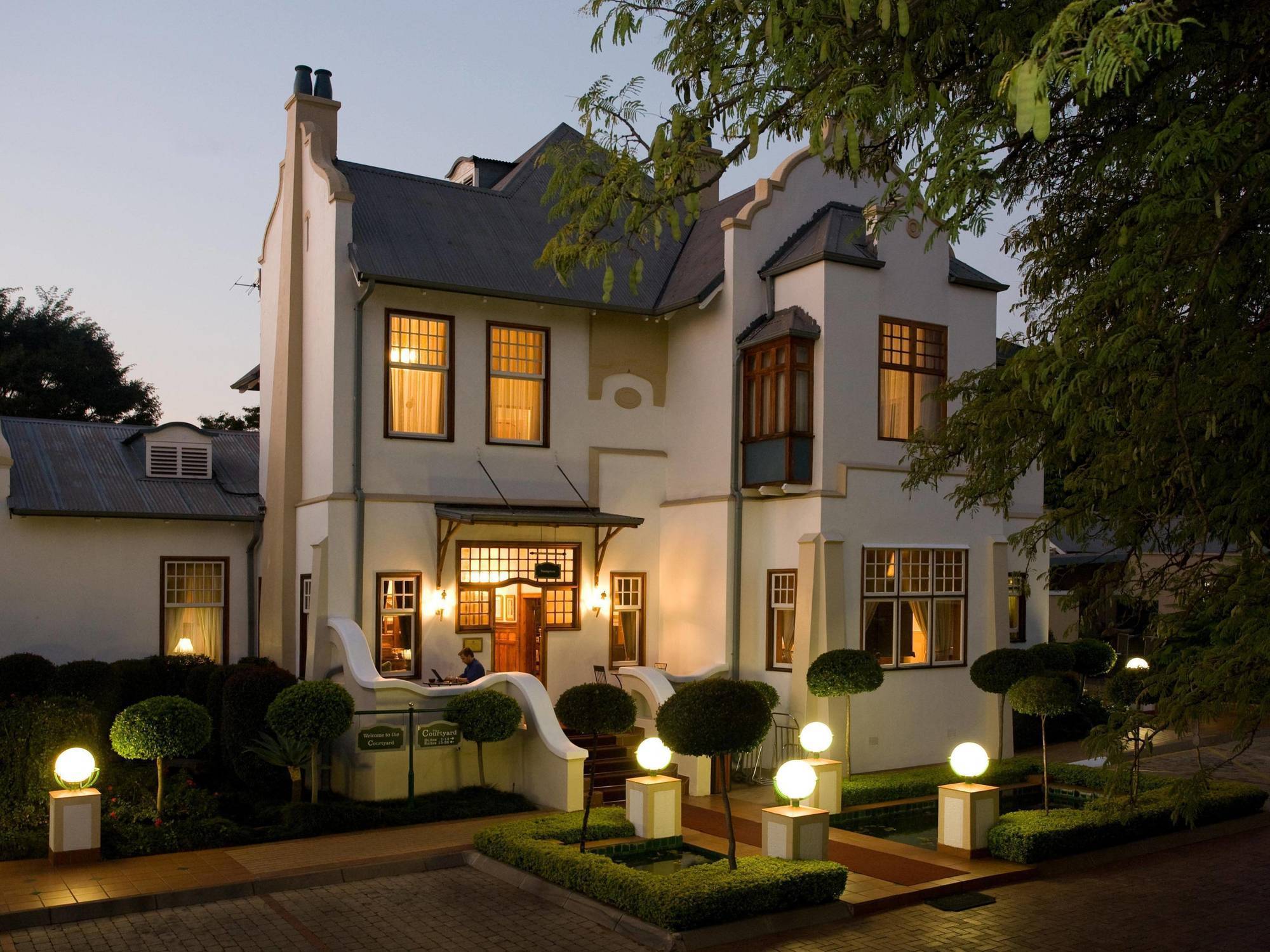 Courtyard Arcadia Hotel Pretoria